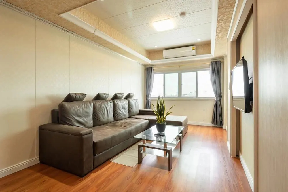 Sukhumvit 101 HOTEL