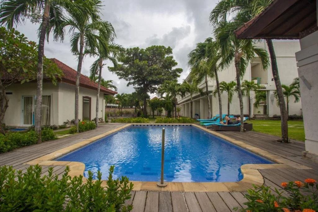 Bali Breezz Hotel