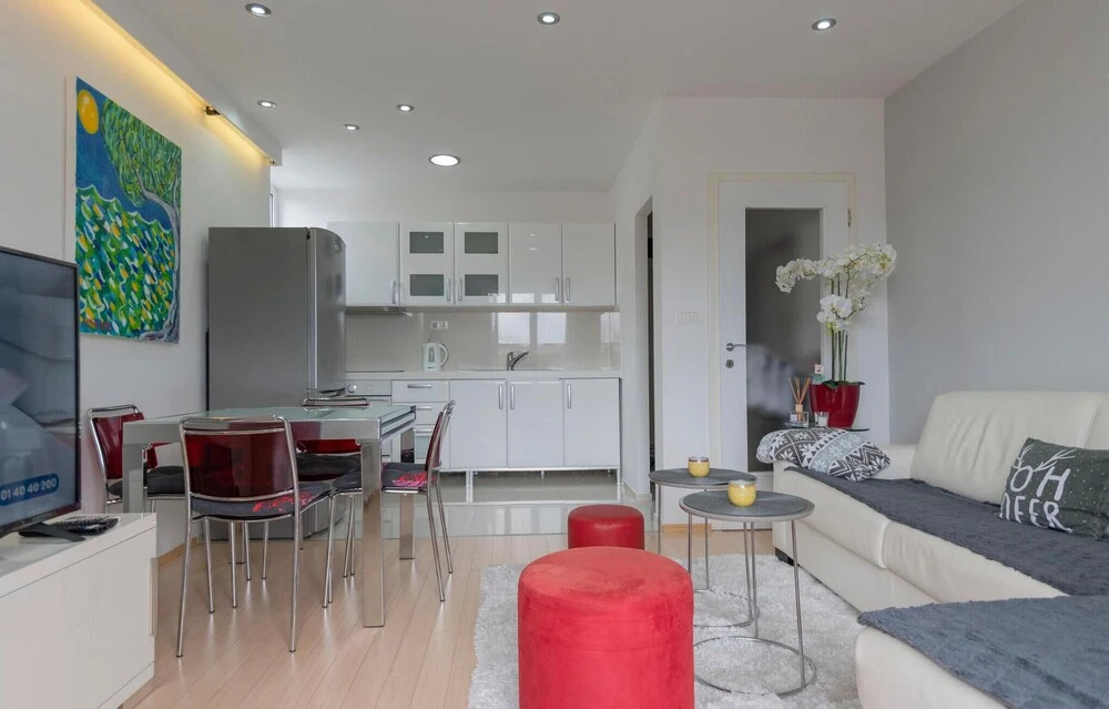 Stunning Apartment in Makarska With Wifi and 2 Bedrooms