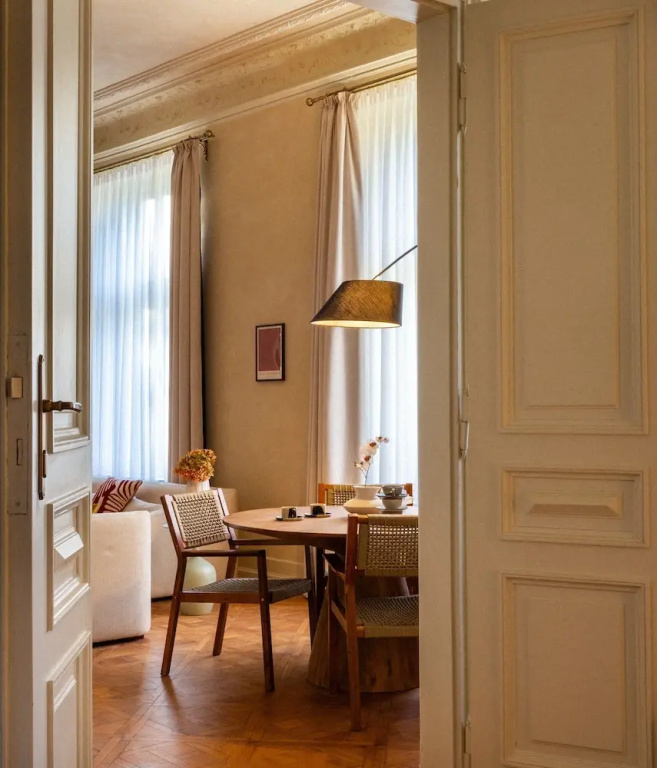 Fragola Apartments Le Jardin - classy, spacious Old Town apartments