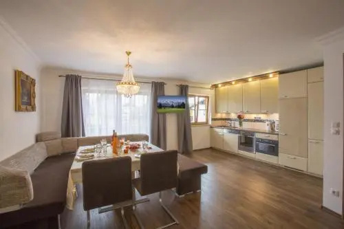 Golden GaPa Central Apartment 4