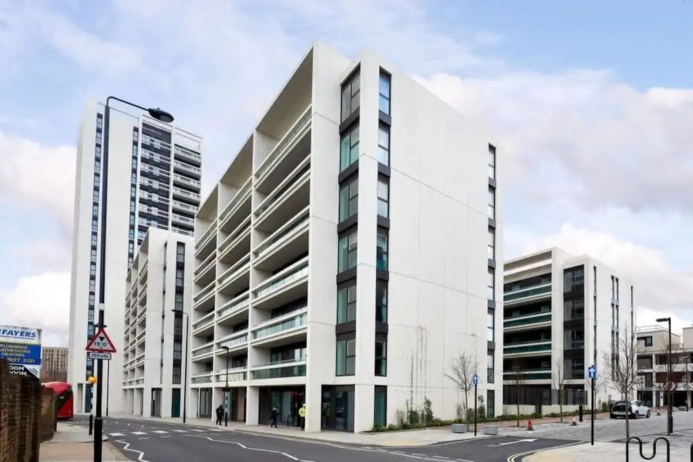 Modern 2bed Apt W/balcony in Kings Cross