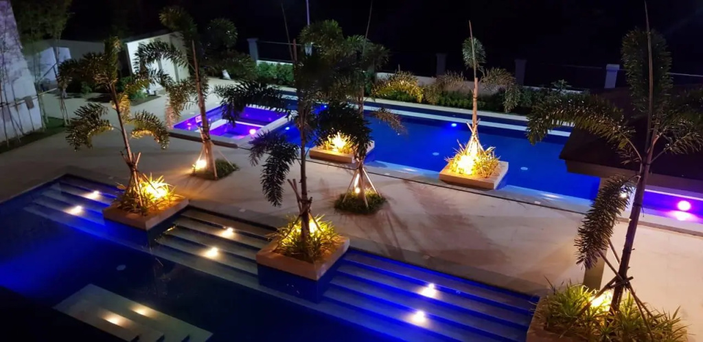 Crown Hotel at Harbour Springs Palawan Managed by Enderun Hotels