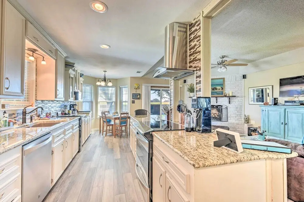 Abilene Home with BBQ and Pvt Yard, 1 Mi to ACU