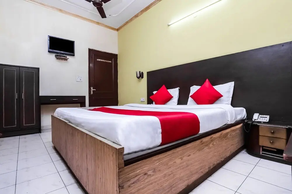 Oyo 22135 Hotel Kanishka Palace