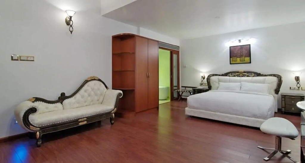 White Pearl Suites