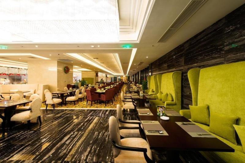 Chengdu Dading Century Hotel