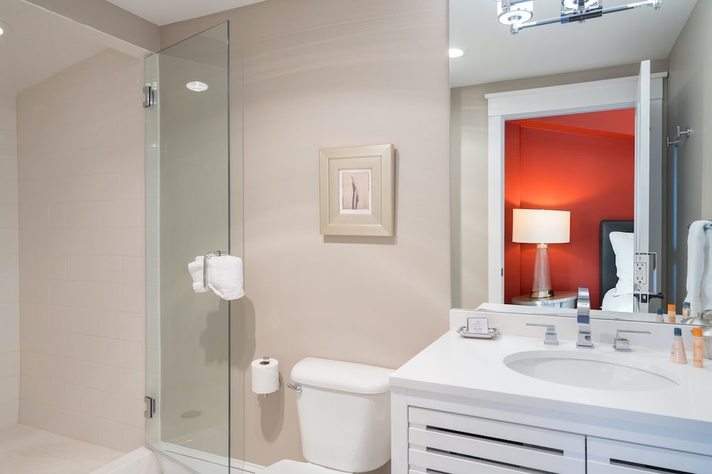 River Club 302 2 Bedroom Condo by Alpine Lodging Telluride