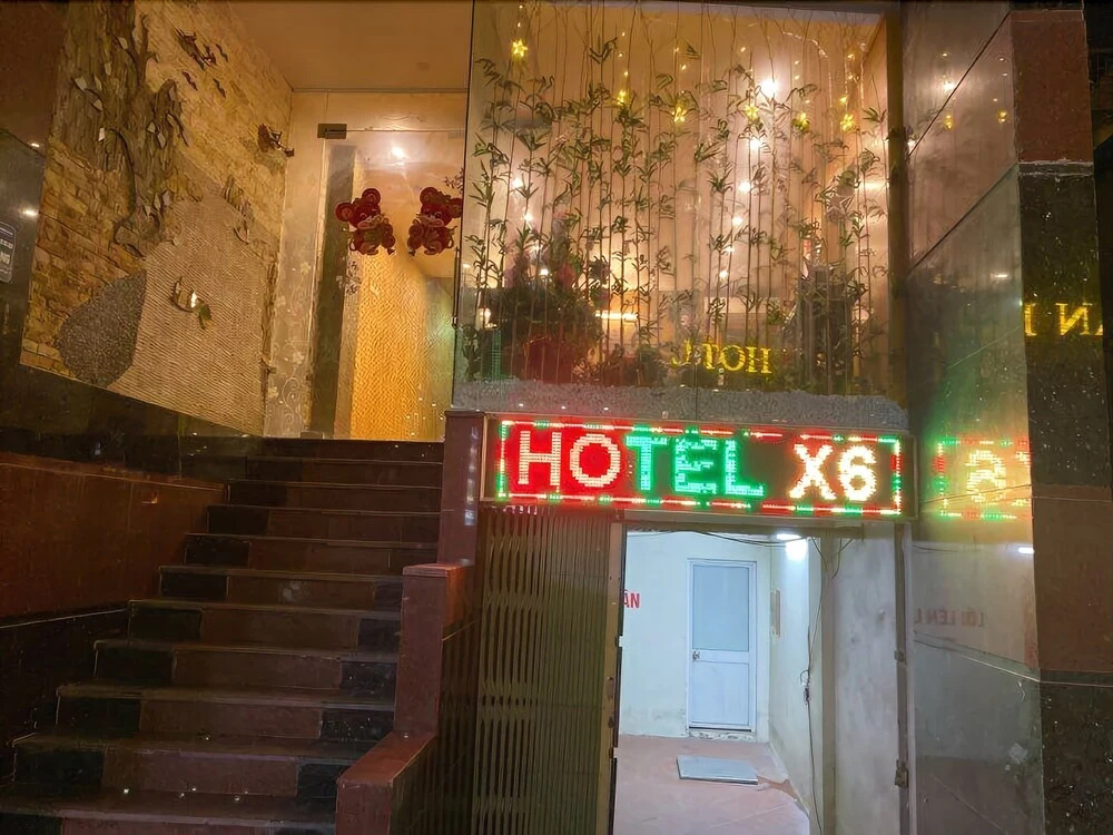 X6 Hotel