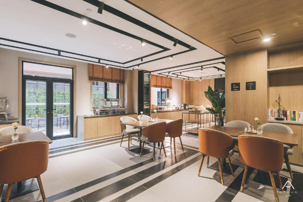 Atour Light Hotel Nanjing Xinjiekou NetEase Cloud Music