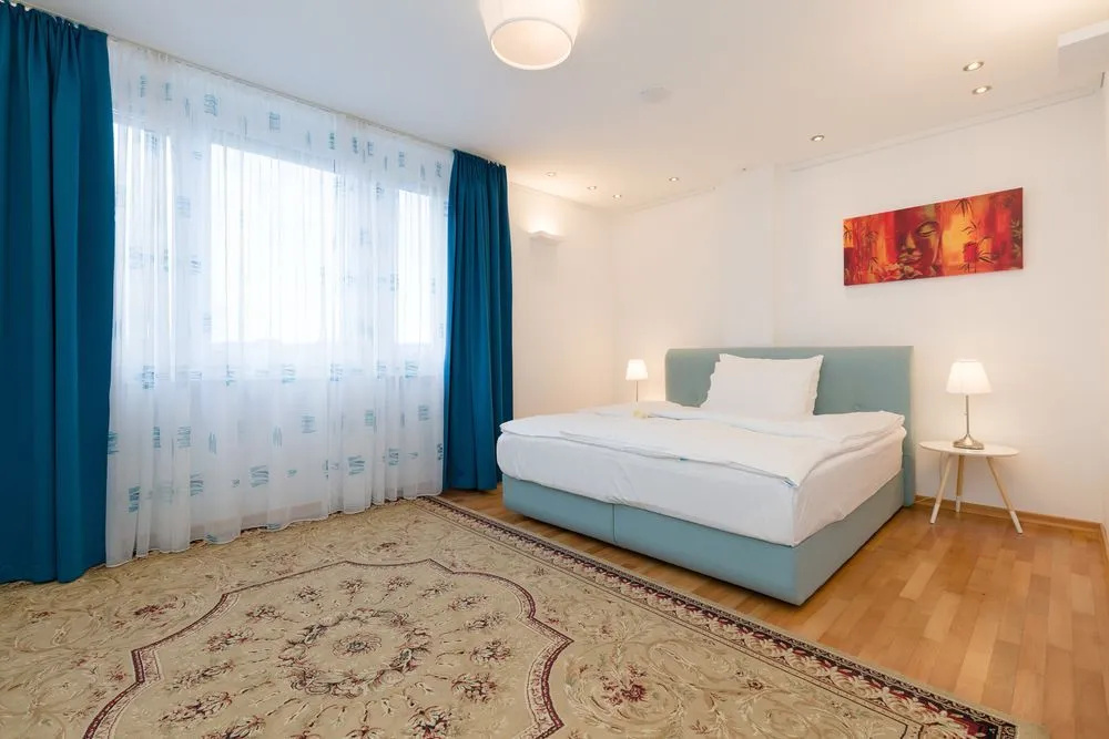 Apartment Domino
