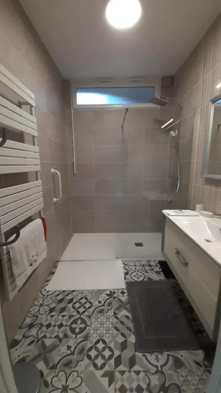 ma petite maison dans.....