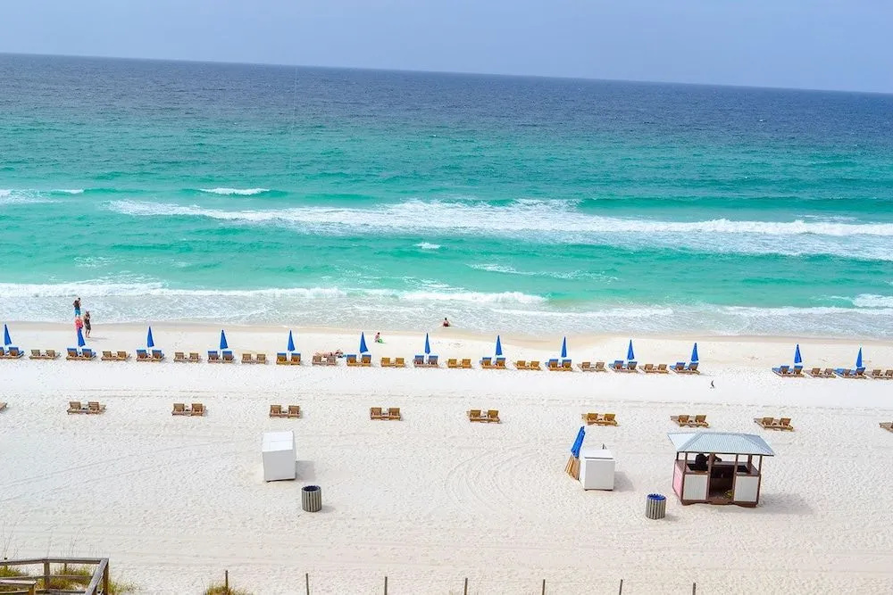 Roomy Condo with Pool and Beach Access - Unit 0502 by RedAwning