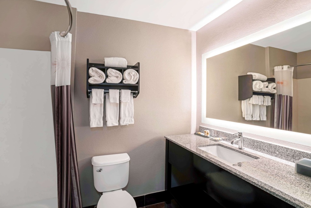 La Quinta by Wyndham Lebanon