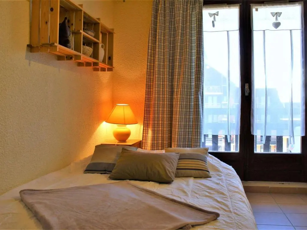 Appartement Risoul, 1 pièce, 4 personnes - FR-1-330-168