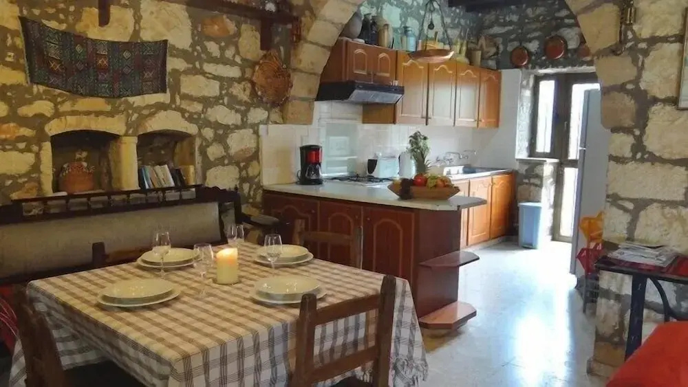 Karydhia Cottage