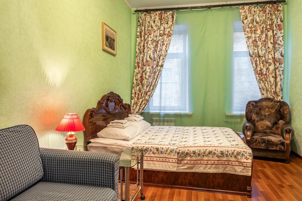 Friends apartment on Griboedova 27