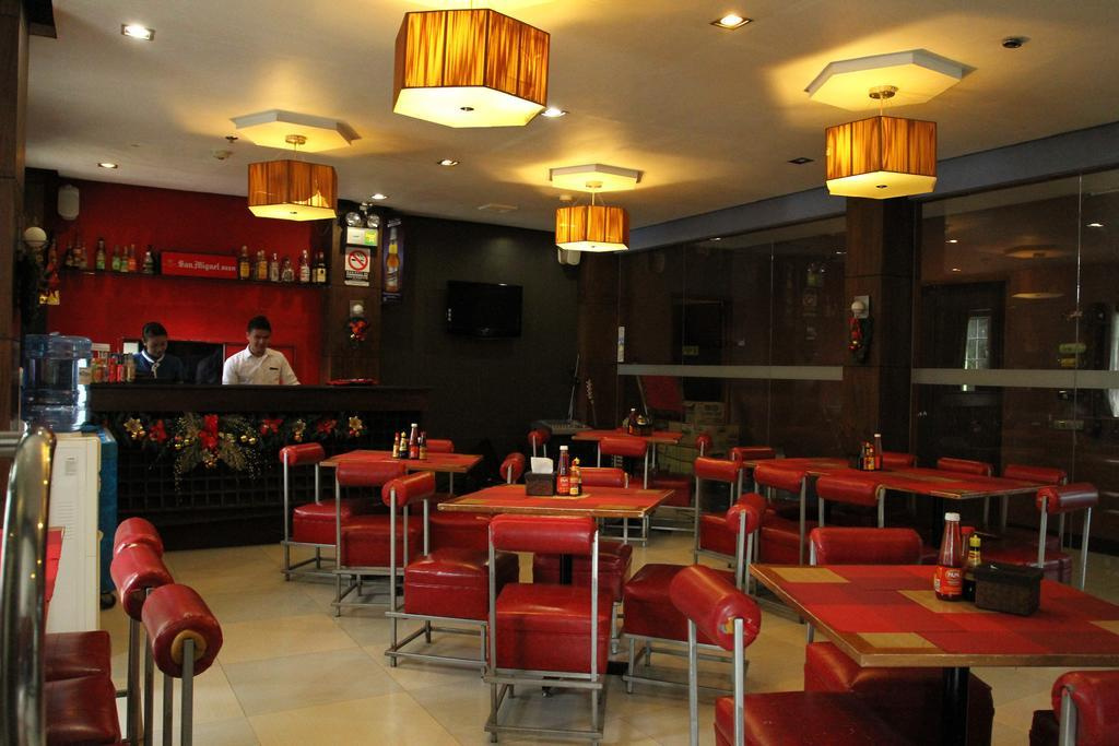 Hotel Camila 2