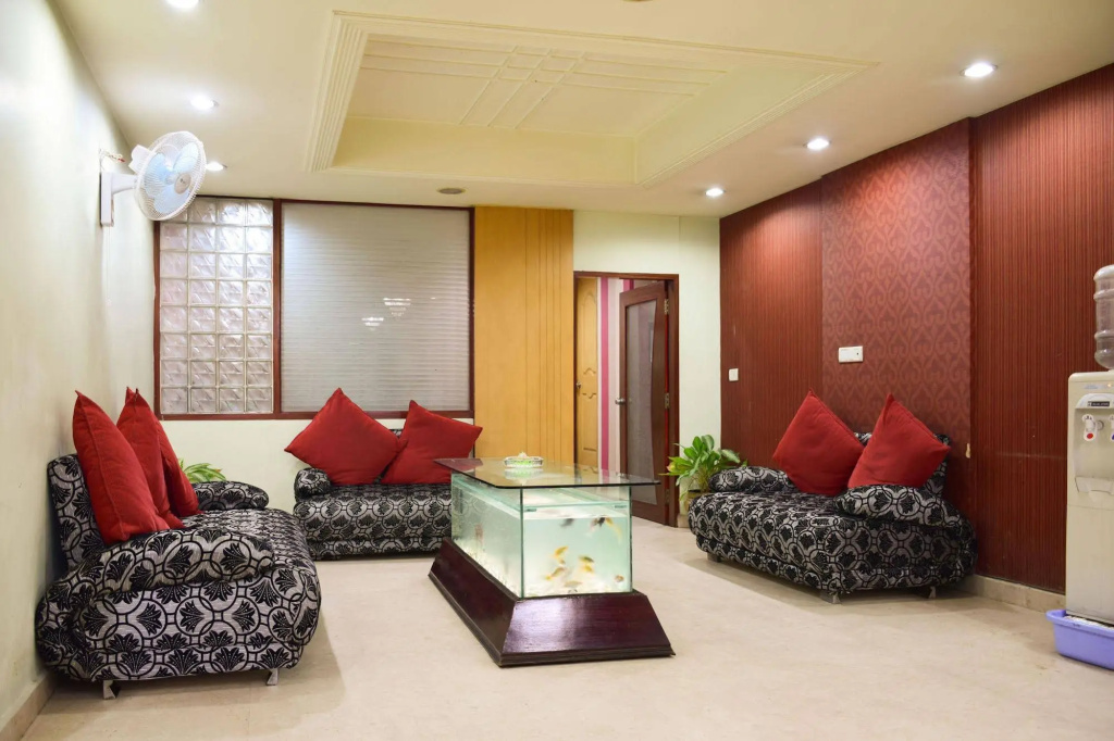 ZO Rooms Ameerpet Satyam