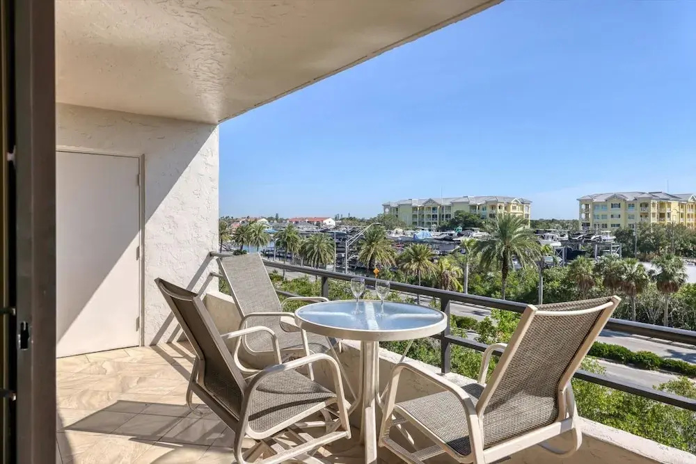 Anchorage Resort 5th Floor 2 bedroom condo with Beach Access 2 Condo