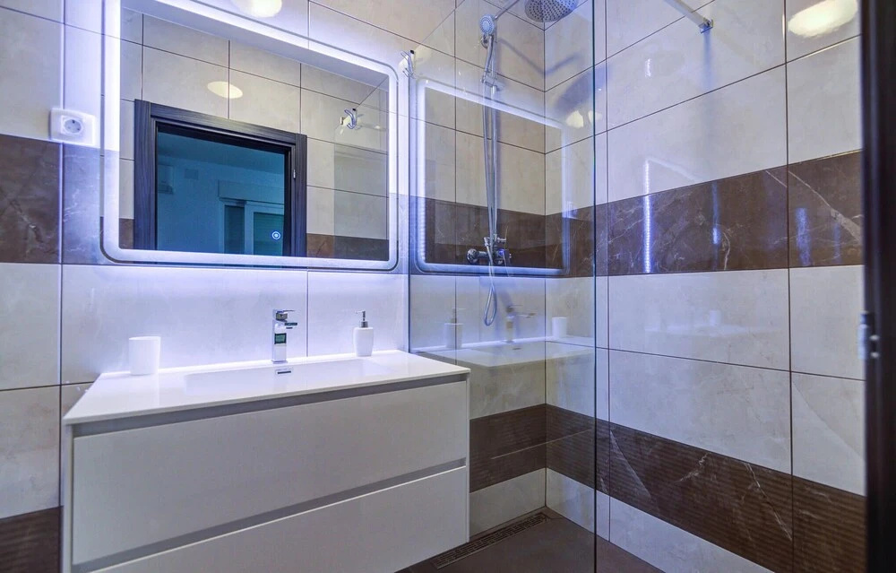 Beautiful Apartment in Smokvica Krmpotska With Outdoor Swimming Pool, Wifi and 3 Bedrooms