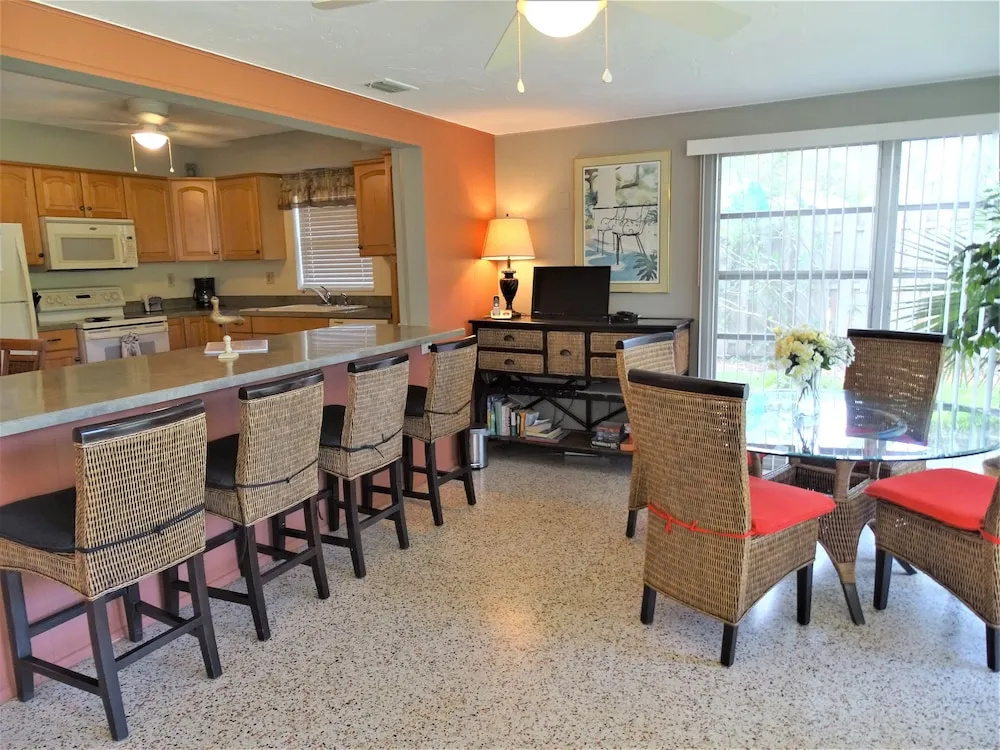6536 South Village 3 Bedrooms 2 Bathrooms Home