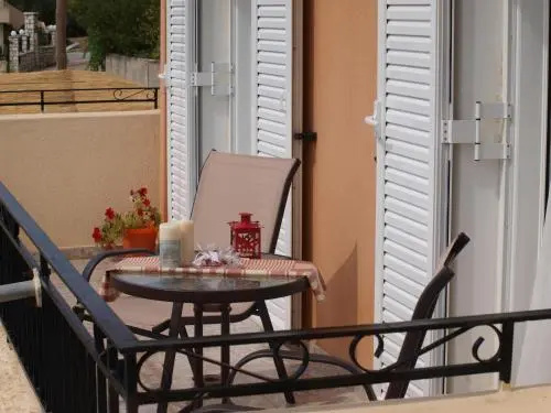 Aristotelis Apartments