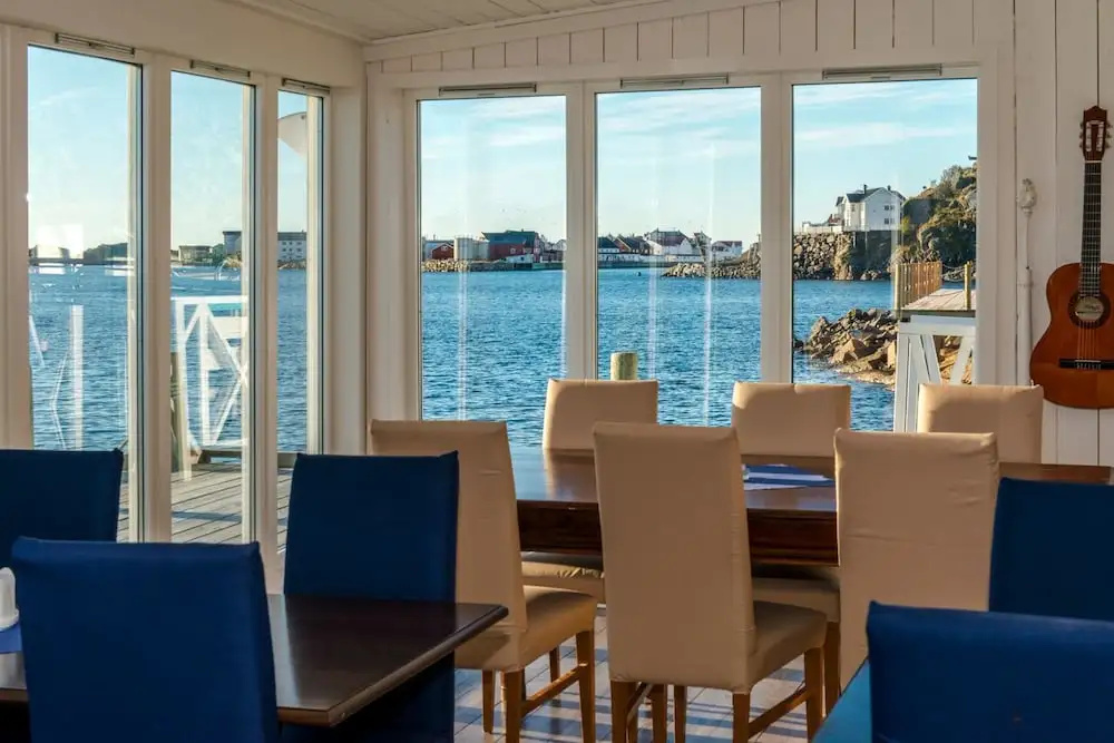 Fast Hotel Henningsvær