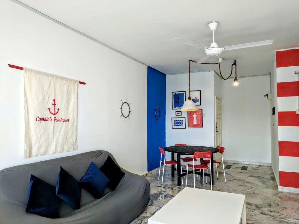 Themed Apartments @ Straits View Villas