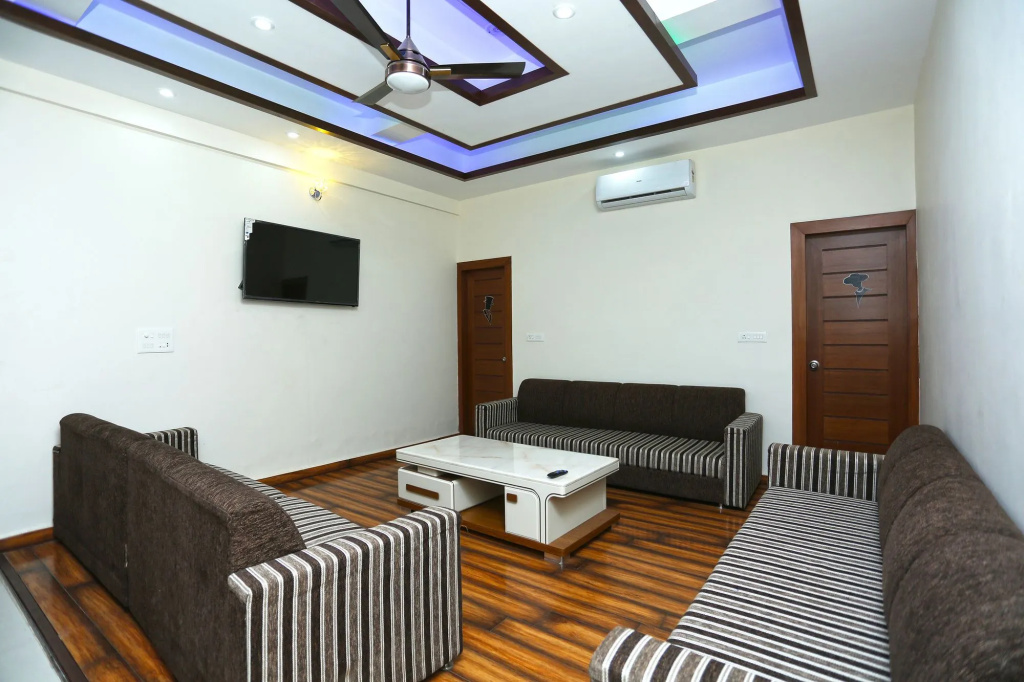 Kamay The Grand Alova