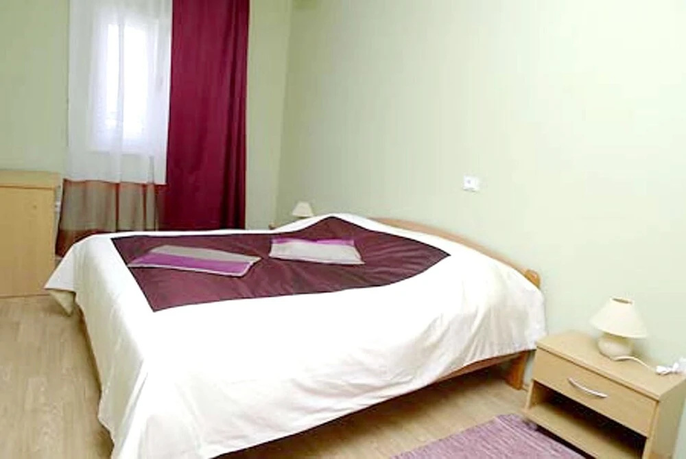 Apartment With 2 Bedrooms in Vela Luka, With Wonderful Mountain View,