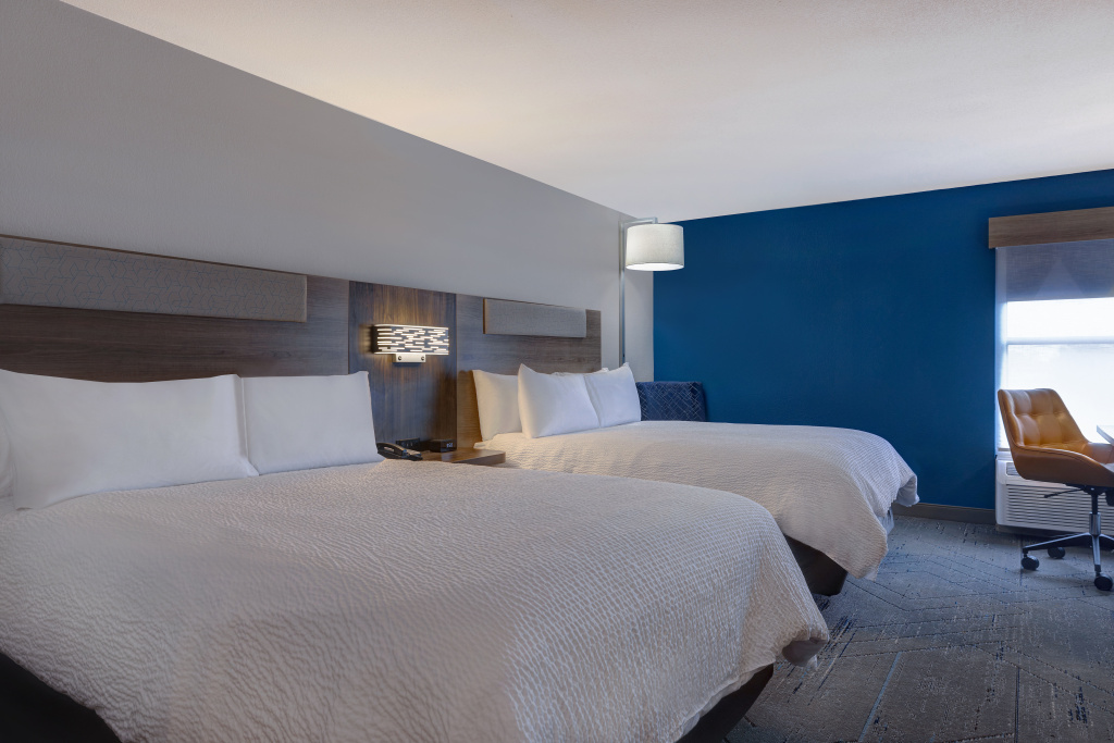 Holiday Inn Express & Suites Omaha Downtown Old Market by IHG