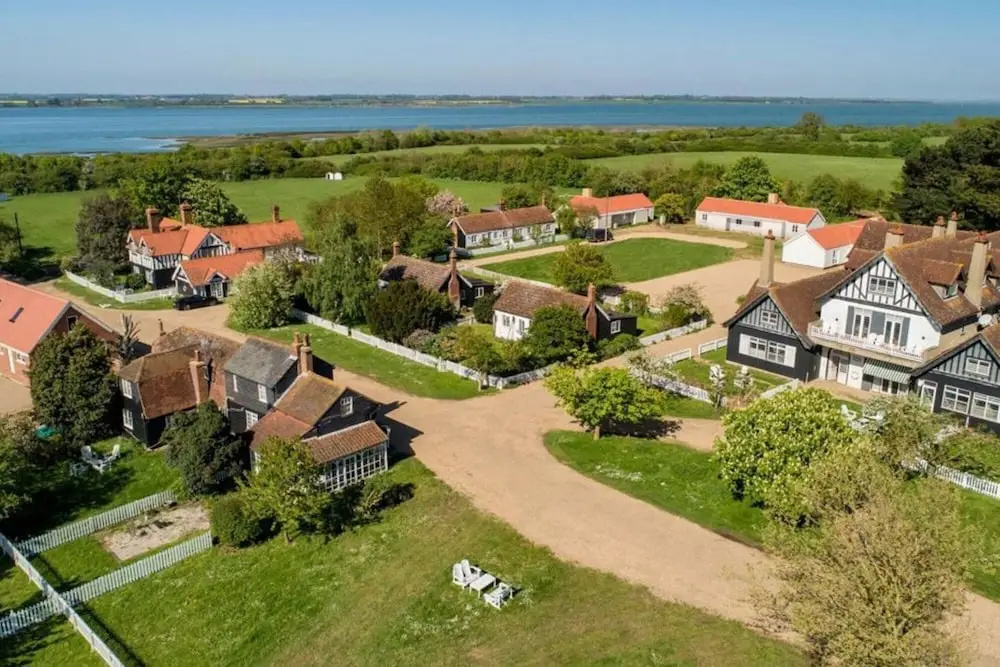Rosetti House / 6-bed Home on Osea Island, Essex