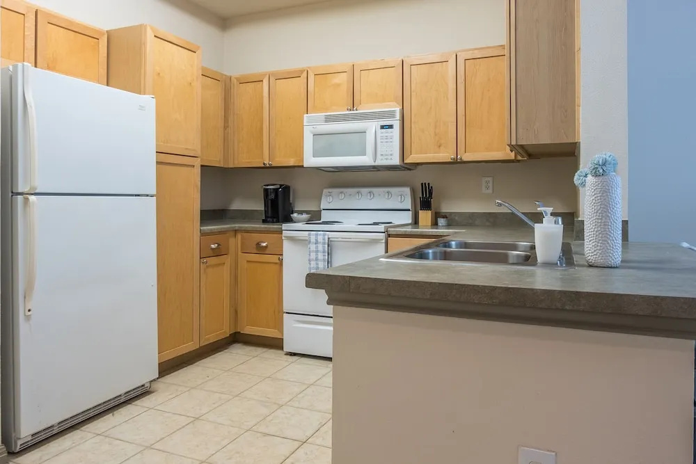 Luxe Midtown Apartments by Frontdesk