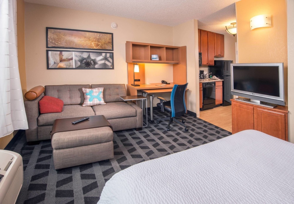 TownePlace Suites by Marriott Clinton at Joint Base Andrews