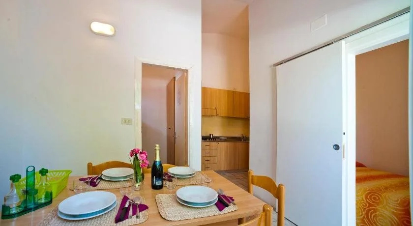Albatross Mobile Homes on Camping Cisano & San Vito S. p. A.