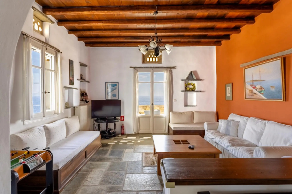 Maison Simone with private heated infinity pool & spectacular sea view