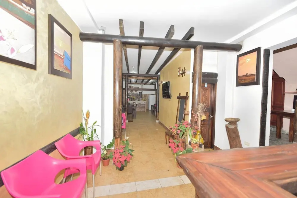 Hotel La Barca