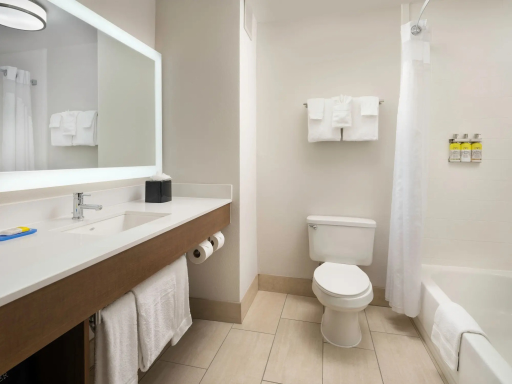 Holiday Inn Express Hotel & Suites Olive Branch by IHG