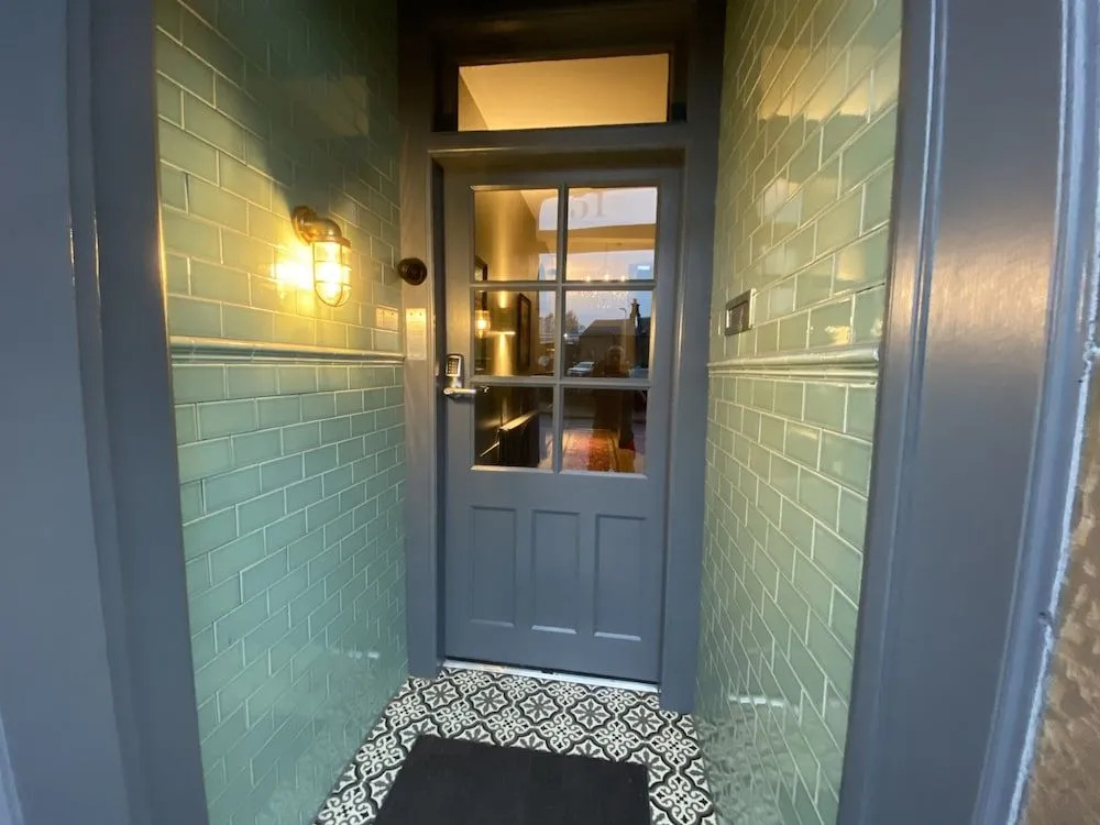 Irvine Guest House
