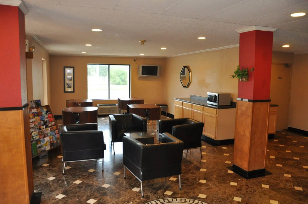 Heritage Inn
