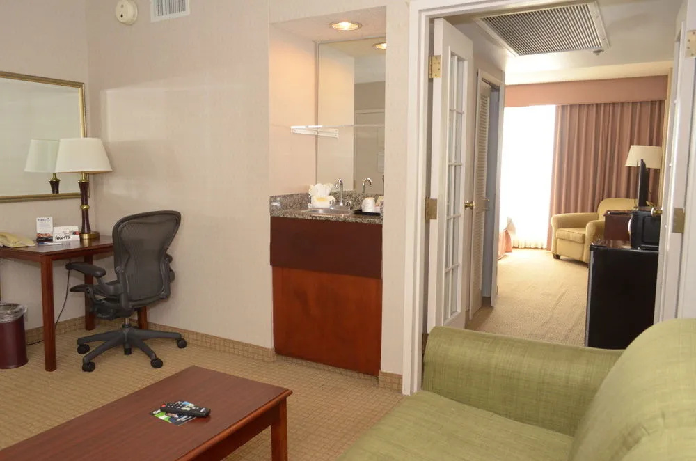 Courtyard by Marriott Edina Bloomington