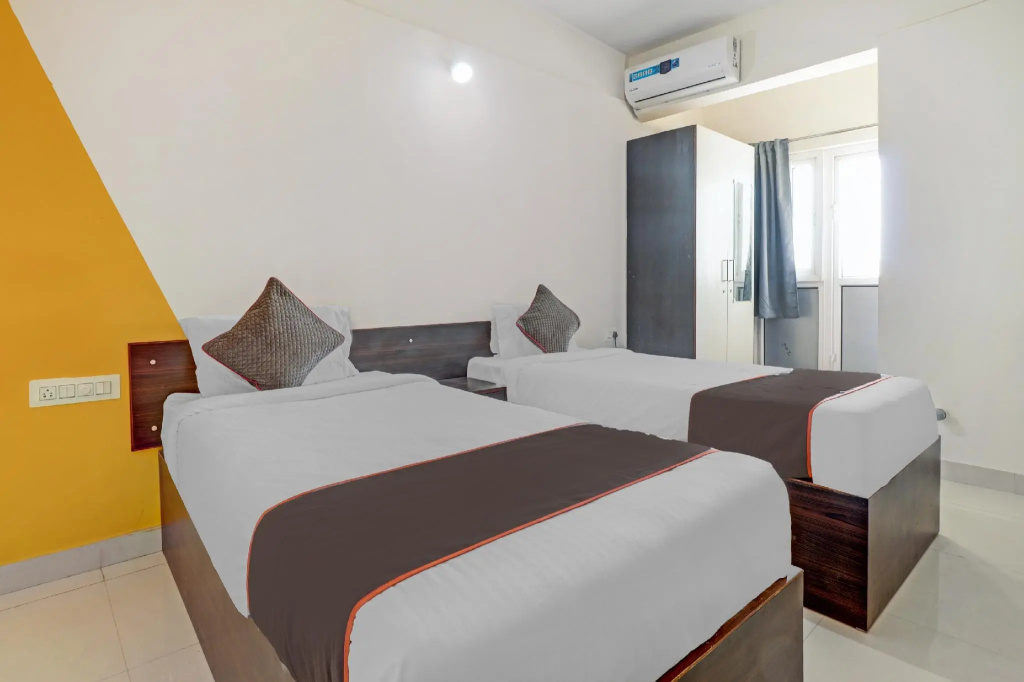 OYO 79245 Collection O Suraksha Stay