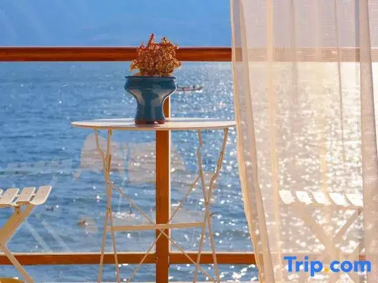 Lugu Lake Shanshuijian · Lake View Homestay (Dazu Pier)