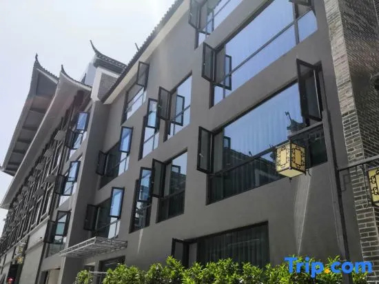 Yujian Hostel