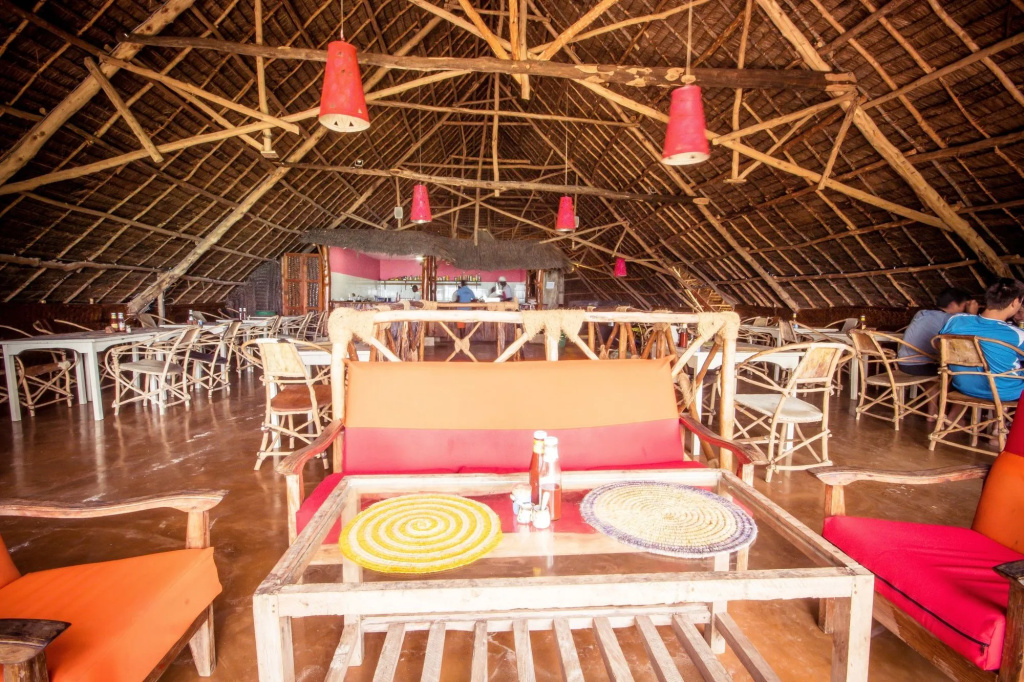 Blue Reef Sport & Fishing Lodge and Bungalows