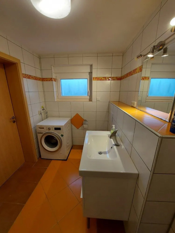 Lovely Luxury Apartement With Private Entrance in Luxembourg