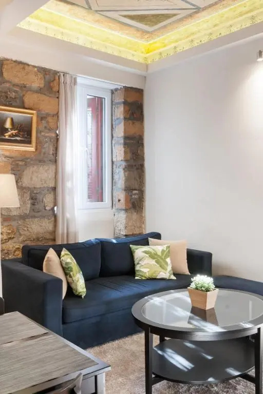 Luxurious Art Apartments