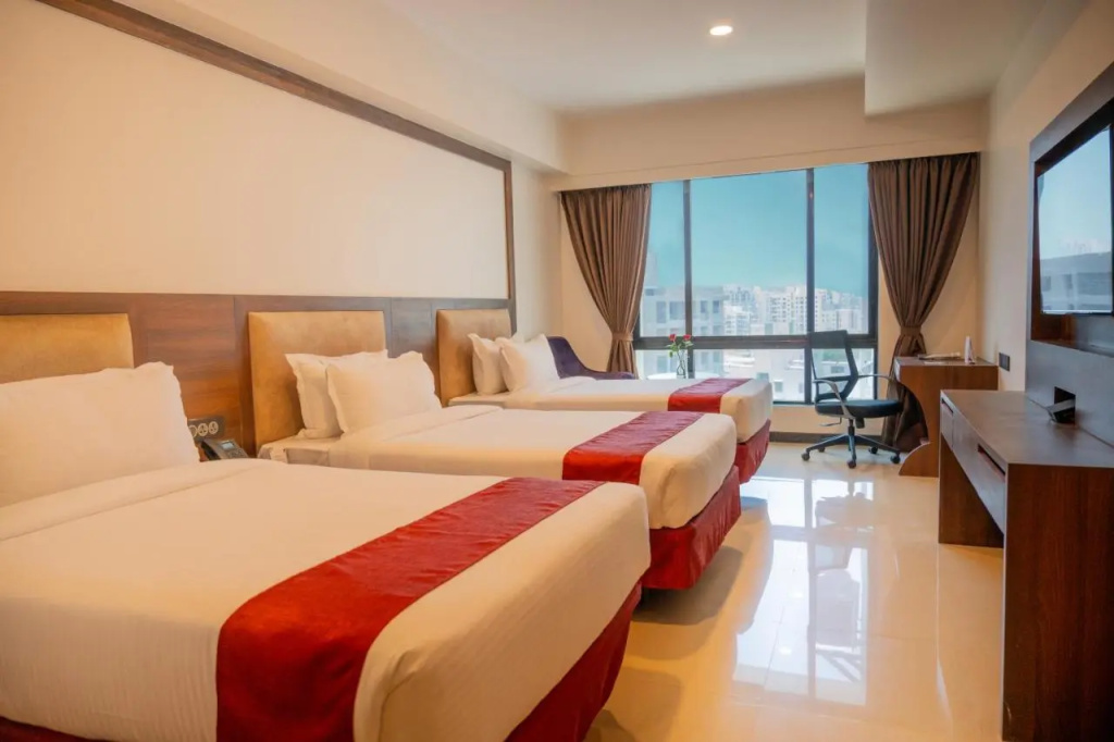 Hotel Tip Top International Pune