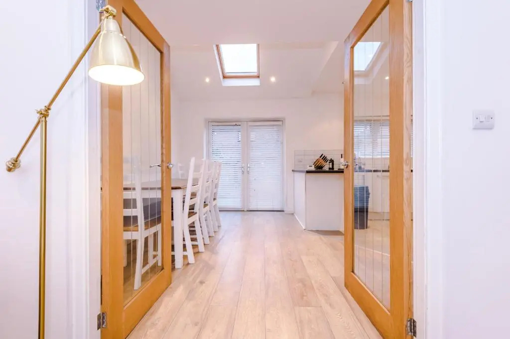 Lovely 3 Bed house - Park Lane
